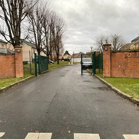 Apartment Cosy A 10 Minutes De Disneyland Paris Bailly-Romainvilliers